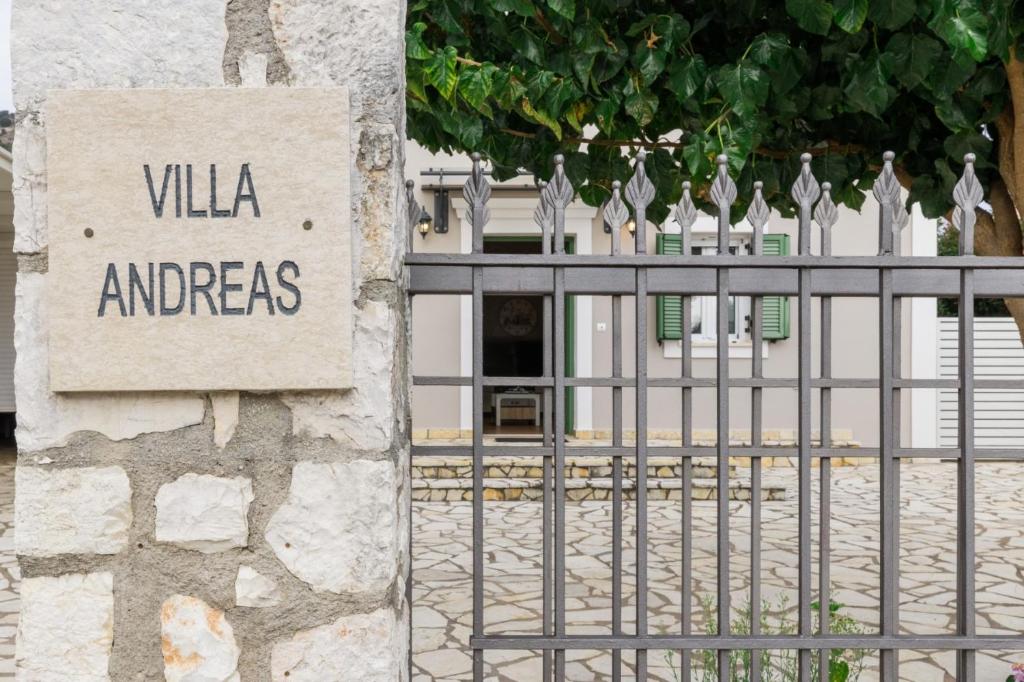 Fotografie z fotogalerie ubytování "Villa ANDREAS" v destinaci Agia Effimia