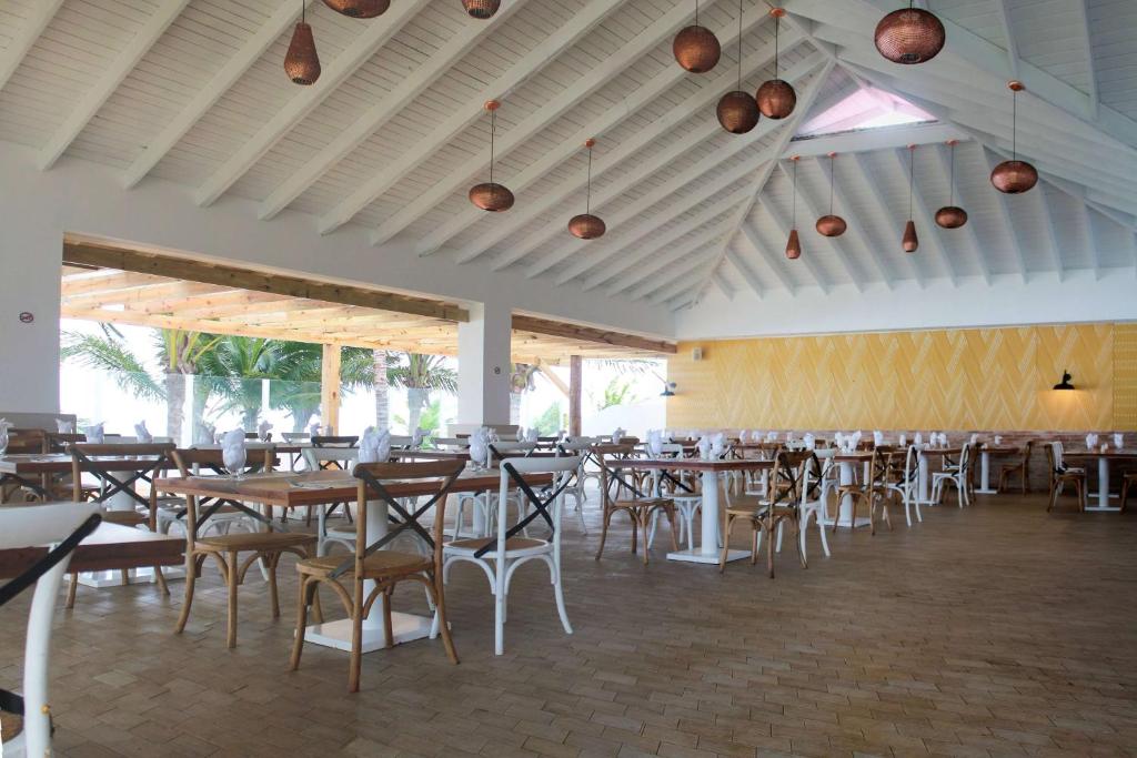 Restaurace v ubytování Viva Tangerine by Wyndham, A Trademark All Inclusive