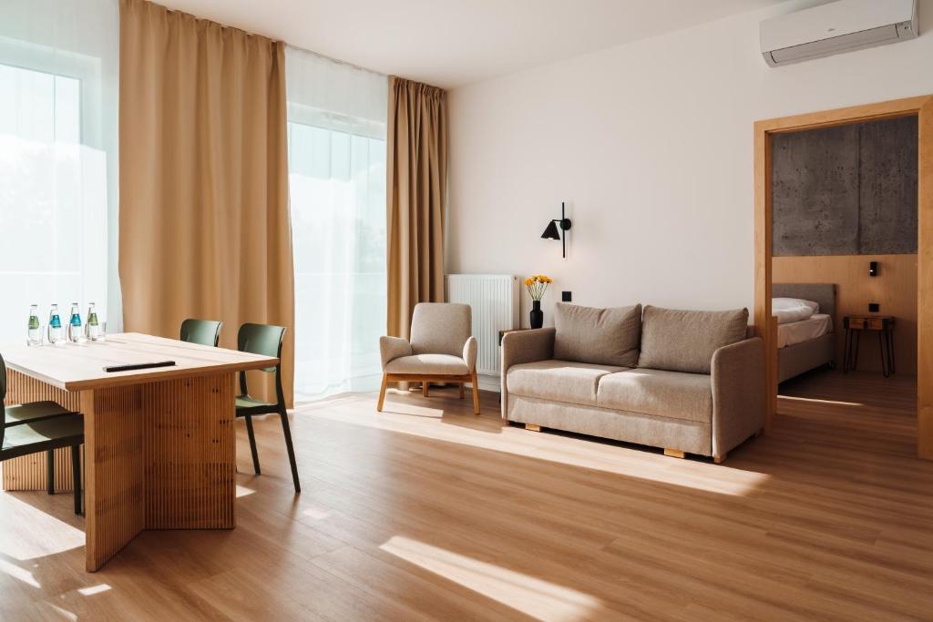 Hotel ARCHE Fabryka Samolotów w Mielnie - 9