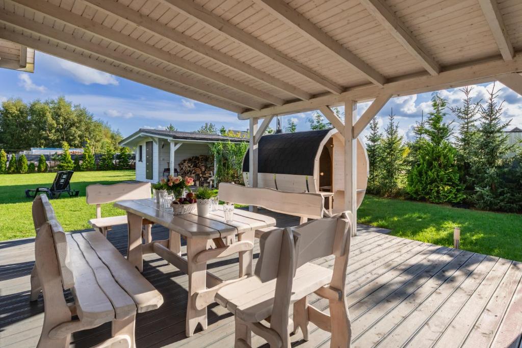 Vonkajšia záhrada v ubytovaní Holiday House Cornello by Noclegi Renters