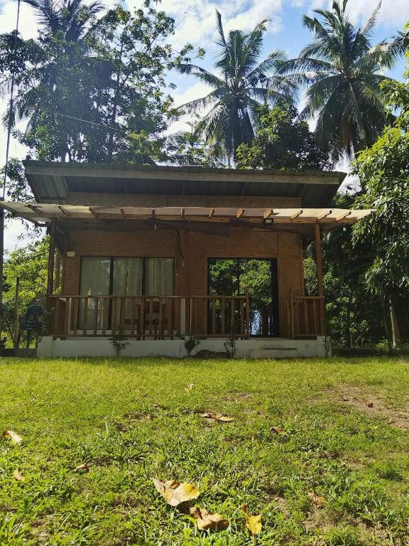 The Beach House at Dipnay San Fernando, El Nido - Maison D'une Chambre