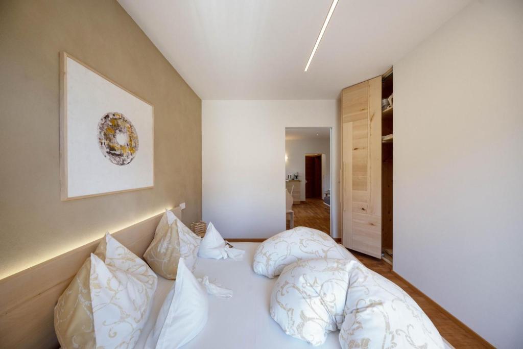 Apartment Suite Sina Small
