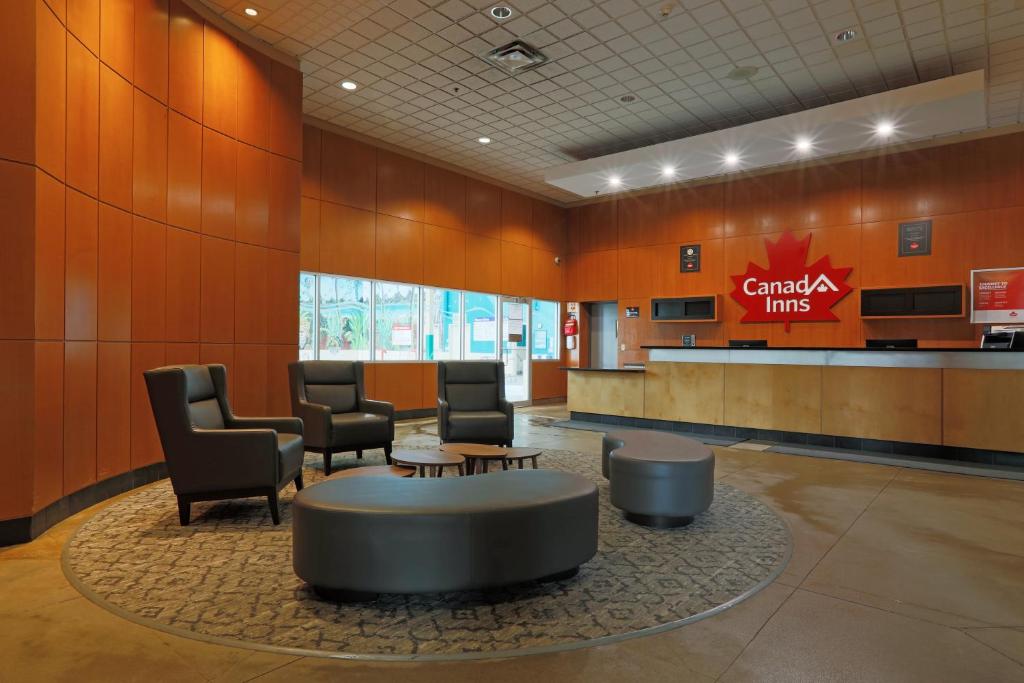 Posezení v ubytování Canad Inns Destination Centre Brandon