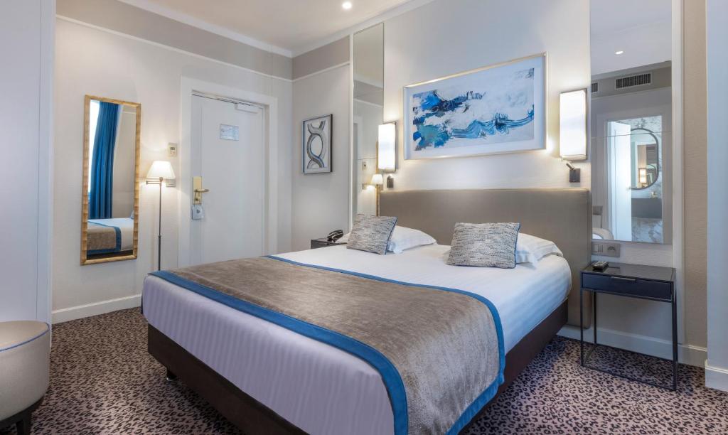 Hôtel Du Bois Champs-Elysées - Resim 38