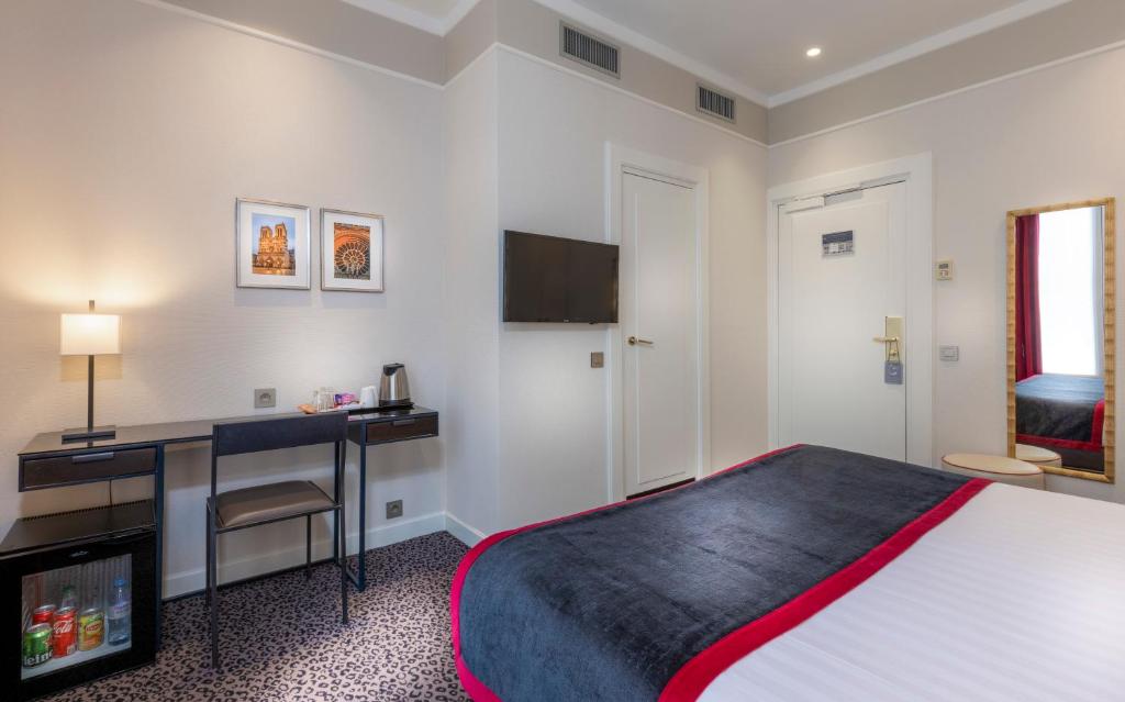 Hôtel Du Bois Champs-Elysées - Resim 41