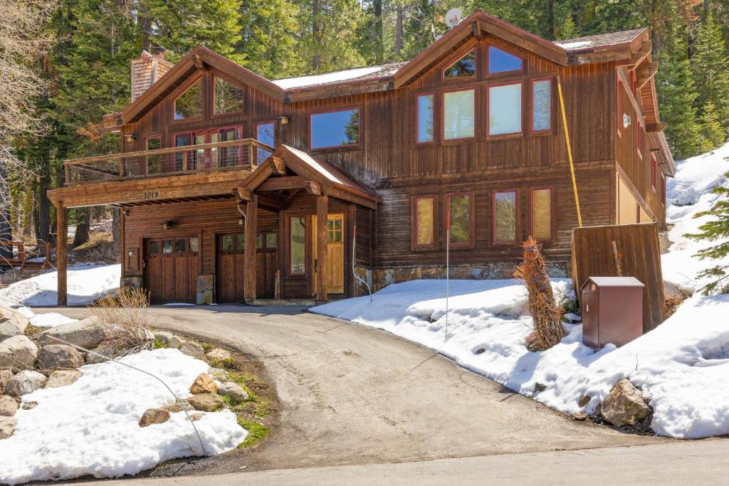Alpine Diamond - Hot Tub imagen principal.