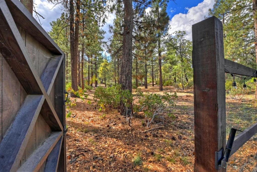 MOONRIDGE BUNGALOW - Close to Lake and Slopes