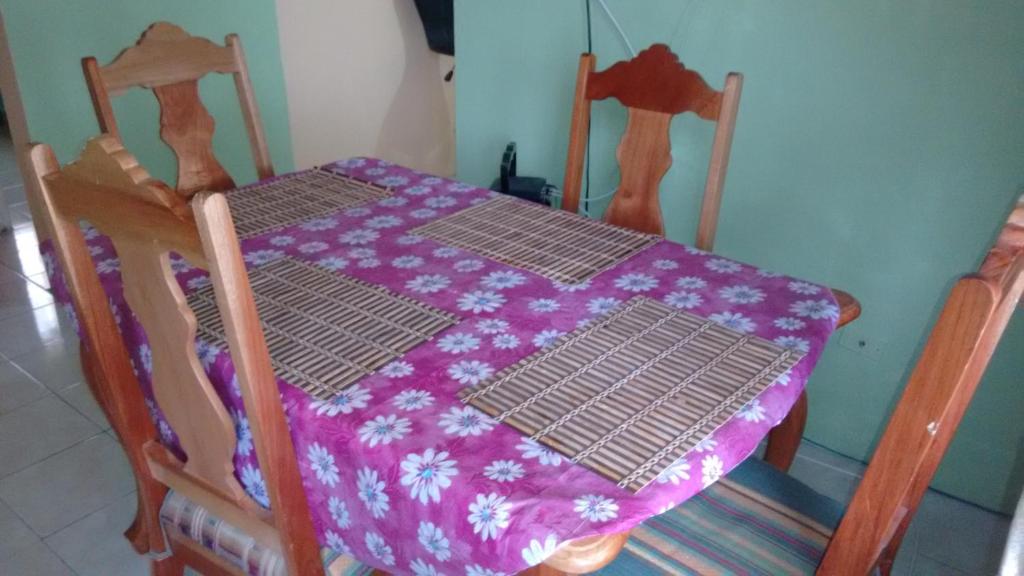 Postel nebo postele na pokoji v ubytování Yard Style