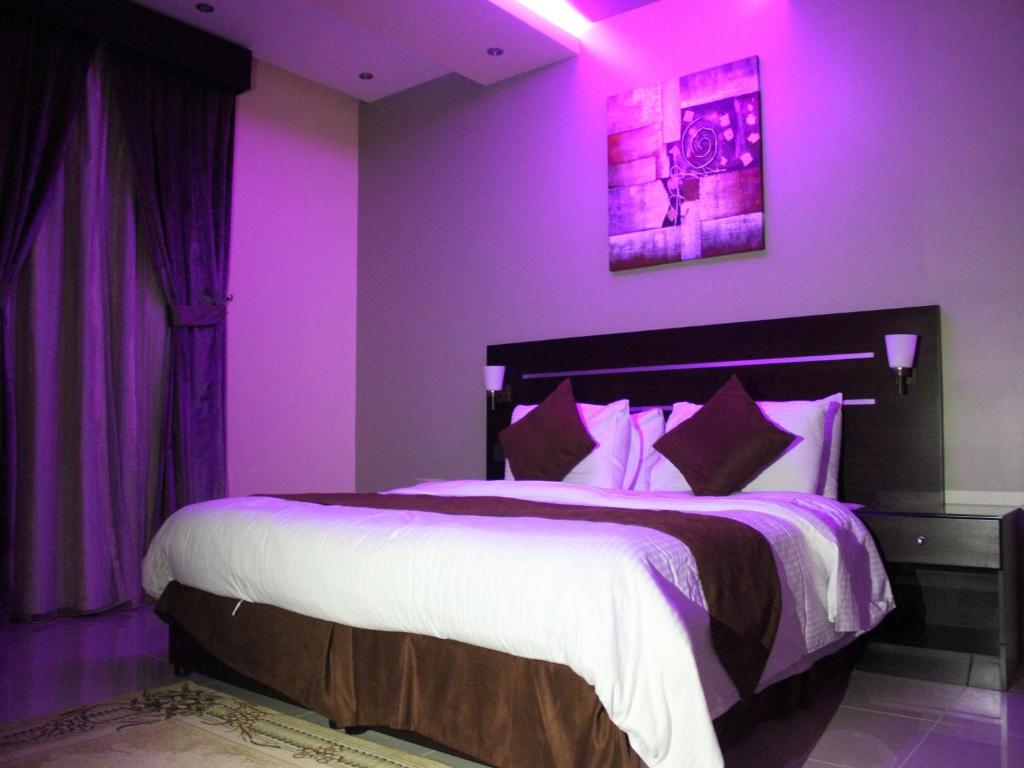 Bzul For Furnished Apartments - Executive One-Bedroom Apartment