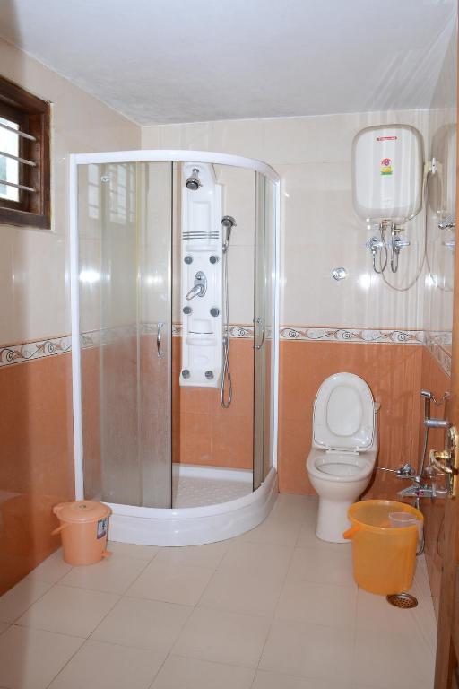 Koupelna v ubytování Rainbow Cottages-Budget Friendly rooms