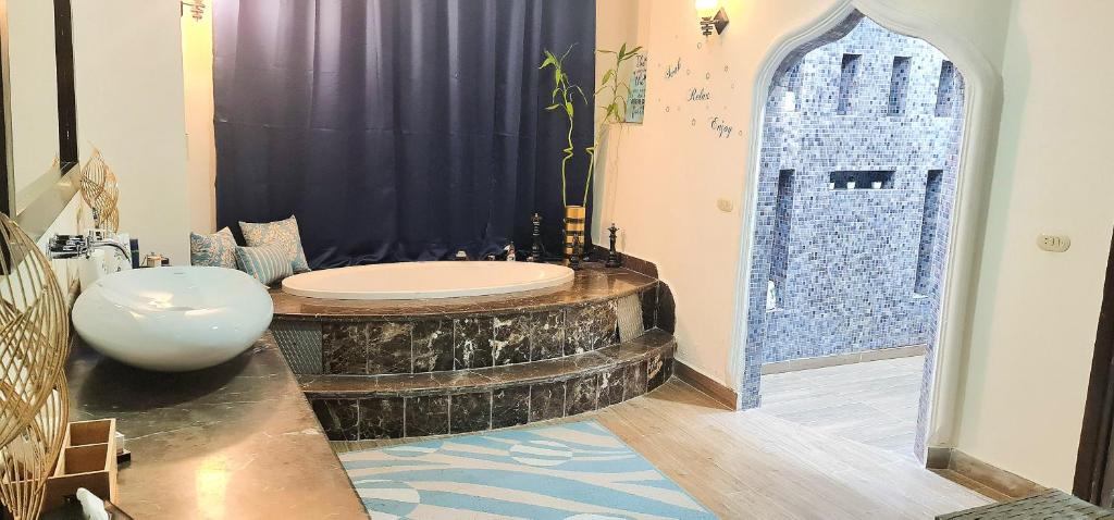 Koupelna v ubytování Luxury Royal Blue Family Villa 8pers private pool