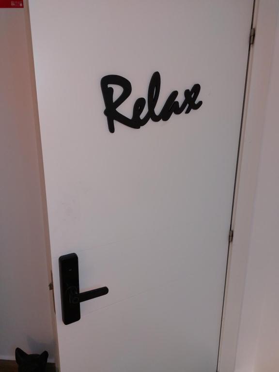 Apartamento completo distancia 350m Chamartin - 4