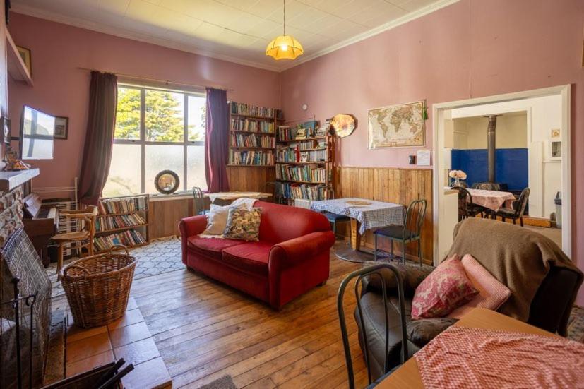 Brunnerton Lodge and Backpackers - Resim 4