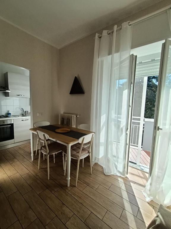 Kuchyň nebo kuchyňský kout v ubytování Casa Darla