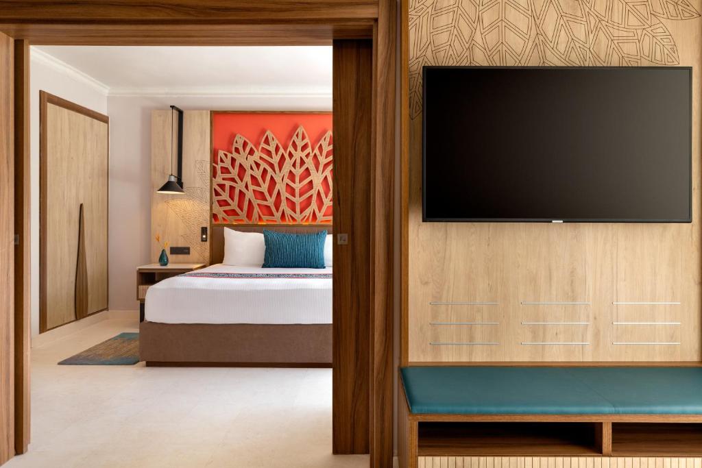 Hilton La Romana All-Inclusive Family Resort - Enclave Family Suite