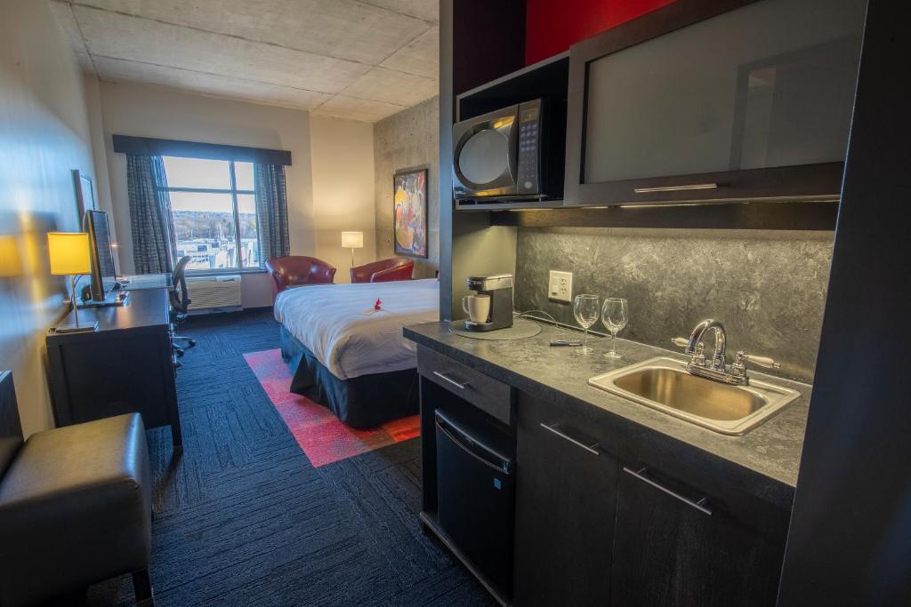 Grand Times Hotel – Aeroport de Quebec - Resim 36