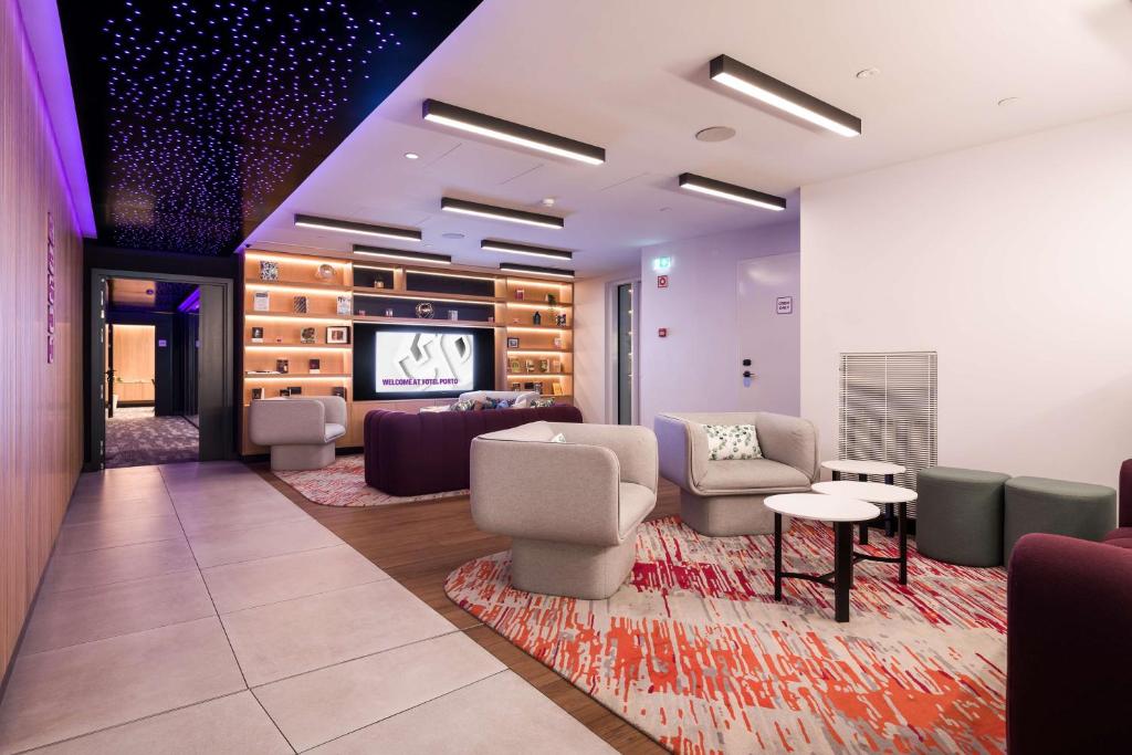 YOTEL Porto - Resim 11