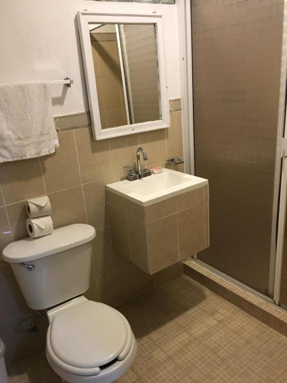 Koupelna v ubytování Hotel Posada Camelinas