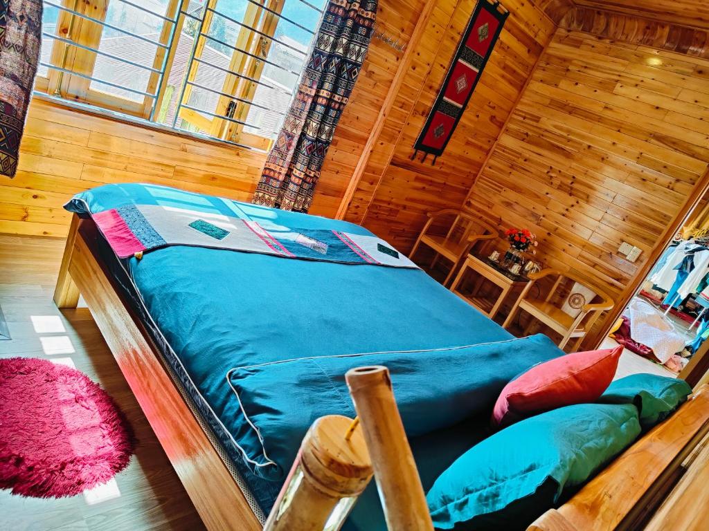 Hmong Wooden Home - 14