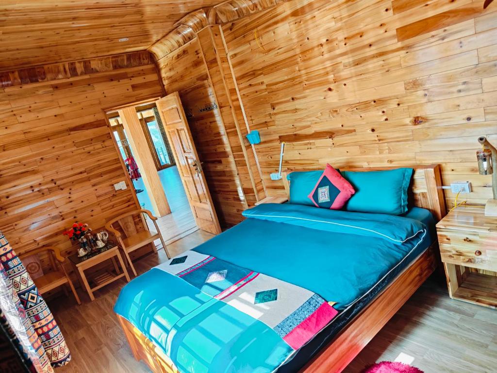 Hmong Wooden Home - 11