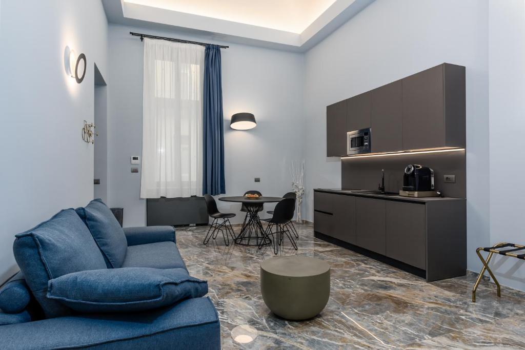 Χώρος καθιστικού στο Q71 TIMELESS SUITES