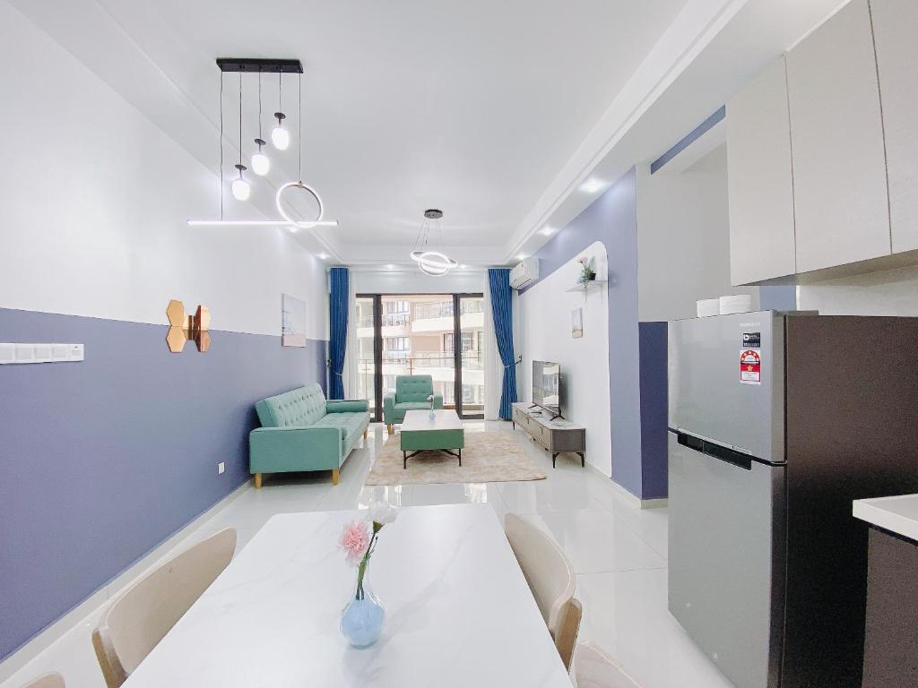 Scenic Country Garden Danga Bay by Lions Bay - Apartamento Con Vista Al Jardín