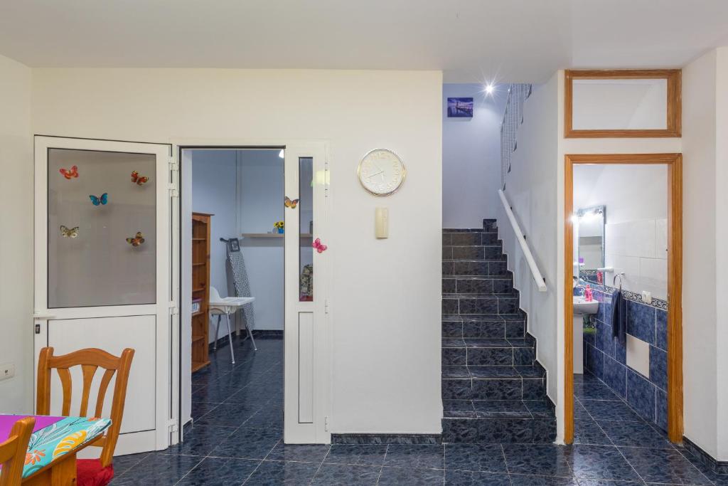 Kép Lightbooking Gadi House Tasarte terraza y barbacoa szállásáról Tasartéban a galériában