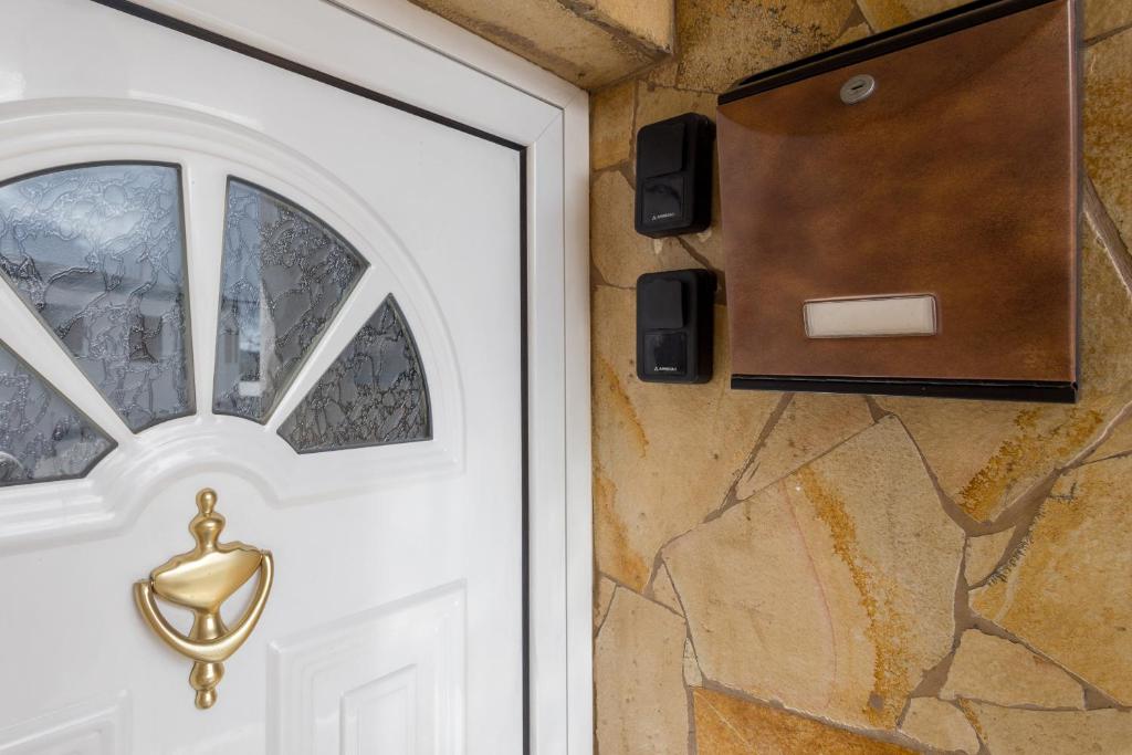Kép Lightbooking Gadi House Tasarte terraza y barbacoa szállásáról Tasartéban a galériában
