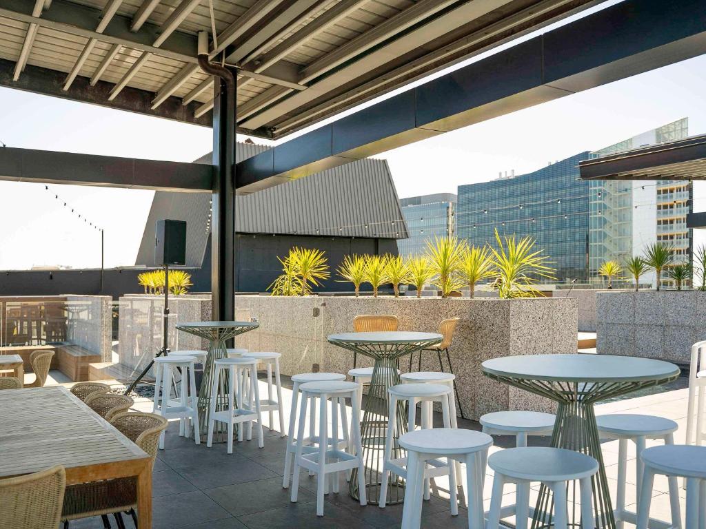 Adelaide Rockford - Resim 22