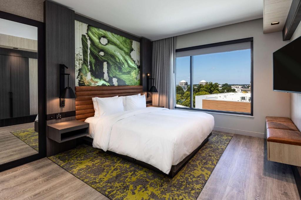 Hyatt Centric Charlotte SouthPark photo
