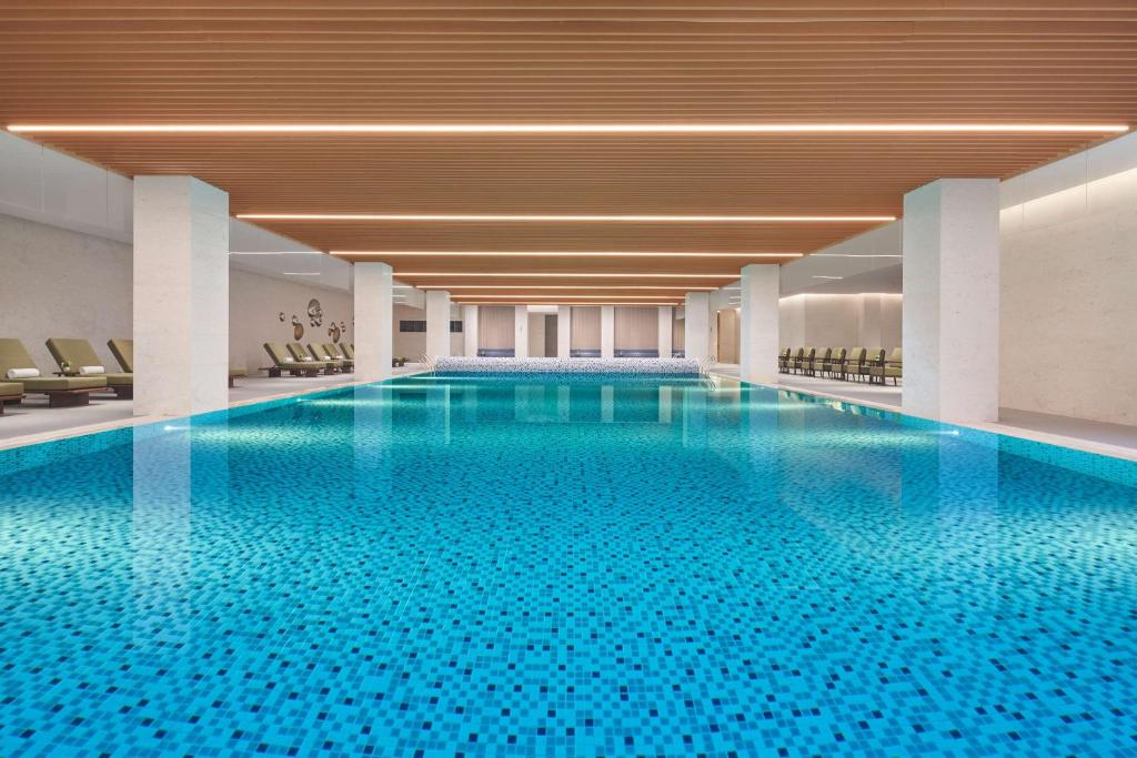 Bazén v ubytování Hyatt Regency Guangzhou Zengcheng nebo v jeho okolí