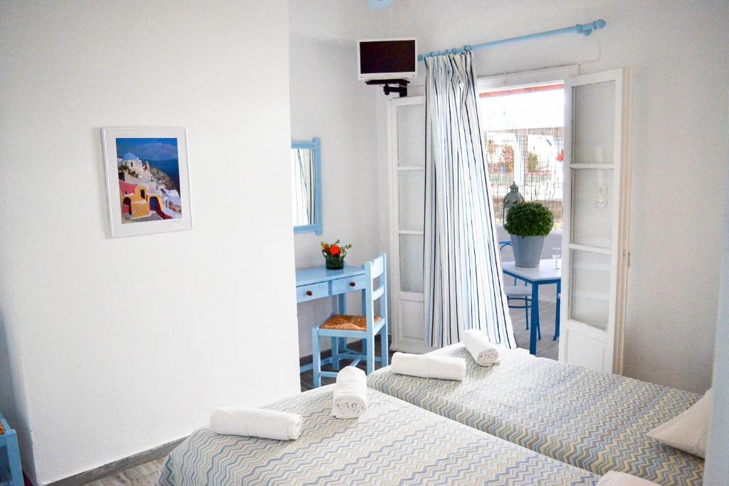 Gallery image of Kostas Teacher Apartment in Antiparos