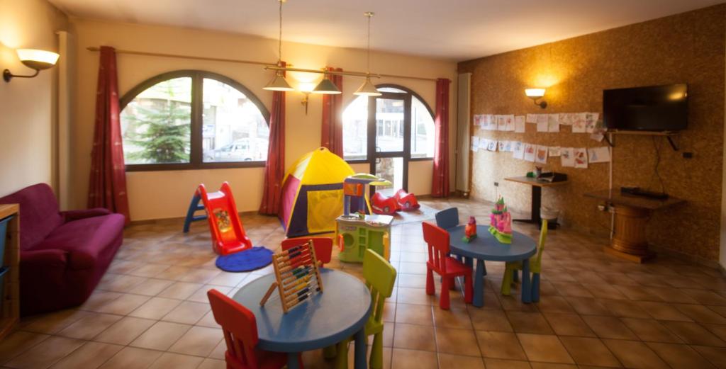 TV a/nebo společenská místnost v ubytování Hotel Bonavida