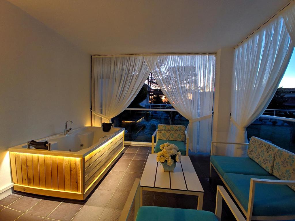 Posezení v ubytování Garcia Resort & Spa - Ultra All Inclusive