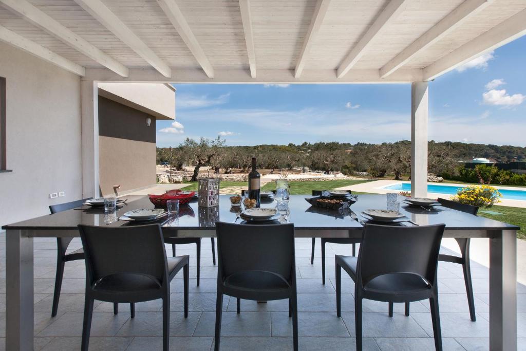 The swimming pool at or close to Villa Daiana by Perle di Puglia