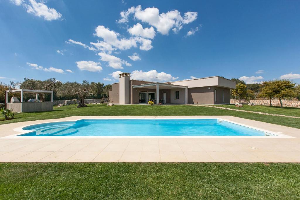 The swimming pool at or close to Villa Daiana by Perle di Puglia