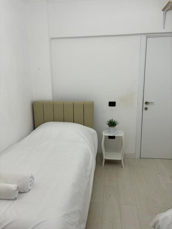 Center, Selvia White Apartment - Imazhi 6