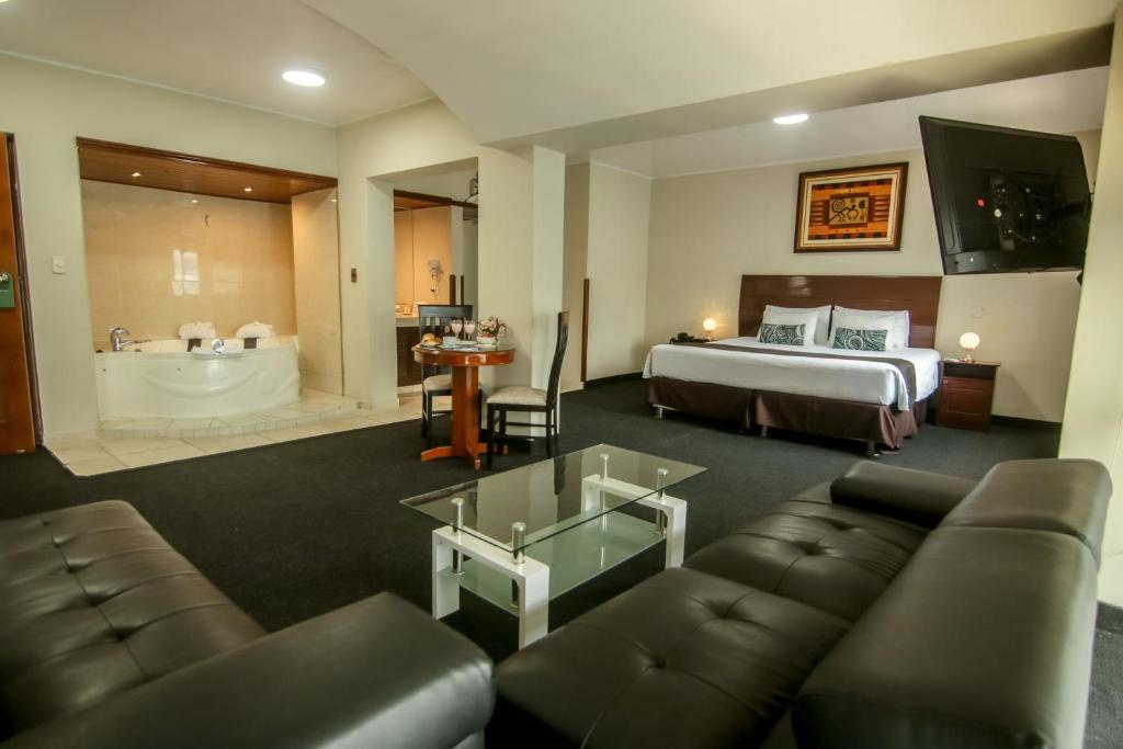 Posezení v ubytování Epiqus Hotel