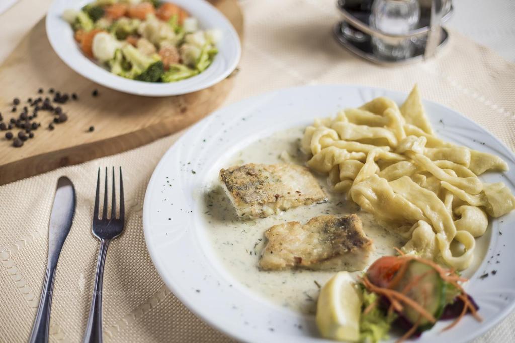 Jedlo v ubytovaní bed & breakfast alebo blízkom okolí