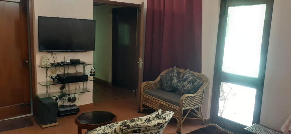 TV a/nebo společenská místnost v ubytování vera home stay