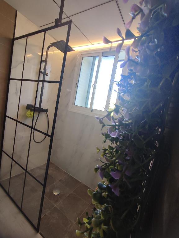 Kúpeľňa v ubytovaní Villa lujosa con spa, piscina y sala de juegos PRIVADOS