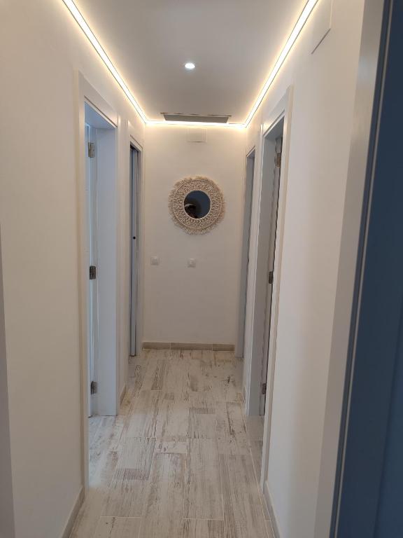 Fotografia z galérie ubytovania Villa lujosa con spa, piscina y sala de juegos PRIVADOS v destinácii Miami Platja