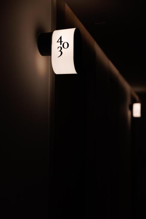 CORRIDOR 2407 - Resim 20