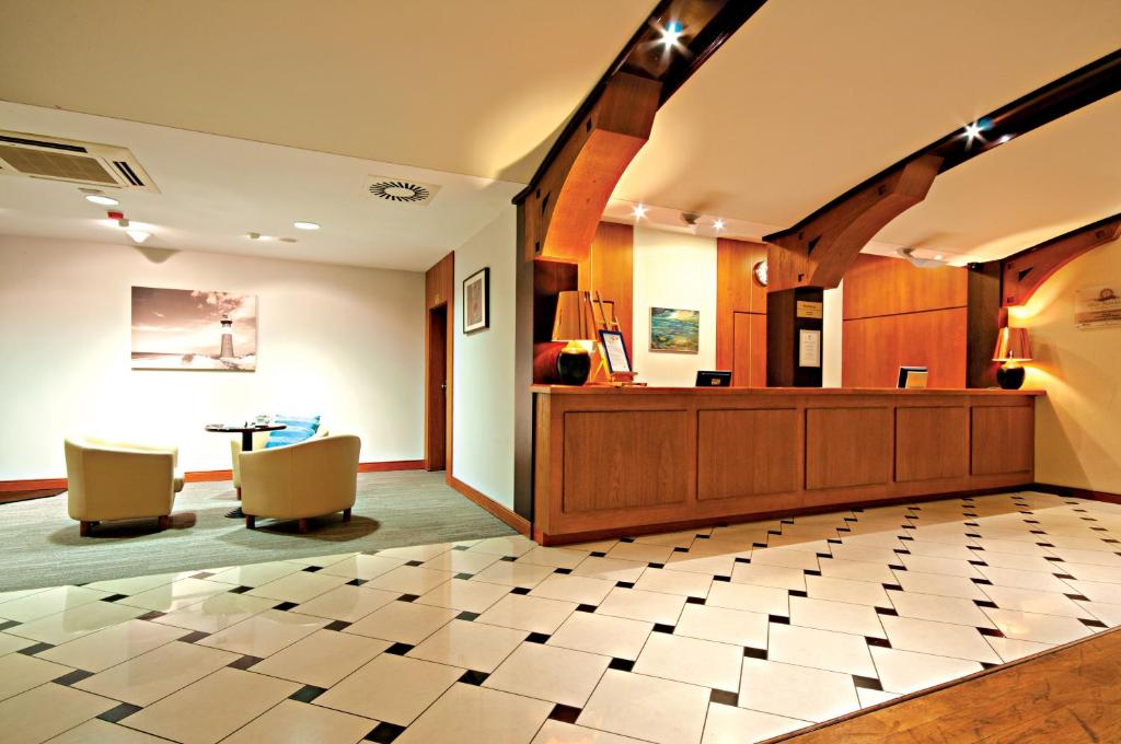 Vstupní hala nebo recepce v ubytování Łeba Hotel & Spa