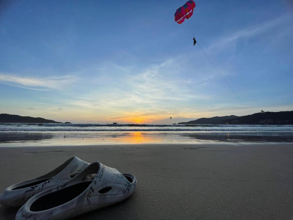 THE TOP PATONG RESORT. - Resim 40