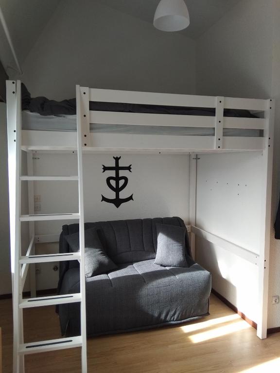 Postel nebo postele na pokoji v ubytování appartement rénové avec une magnifique vue