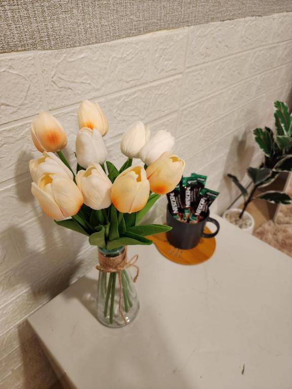Fotografie z fotogalerie ubytování 205-Olan Place Homely room Free Wi-Fi and Near BTS line v destinaci Ban Yang