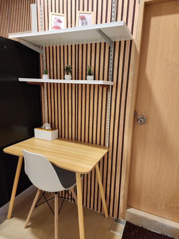Fotografie z fotogalerie ubytování 205-Olan Place Homely room Free Wi-Fi and Near BTS line v destinaci Ban Yang