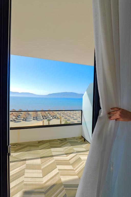 Nespecifikovaný výhled na moře nebo výhled na moře při pohledu z hotelu