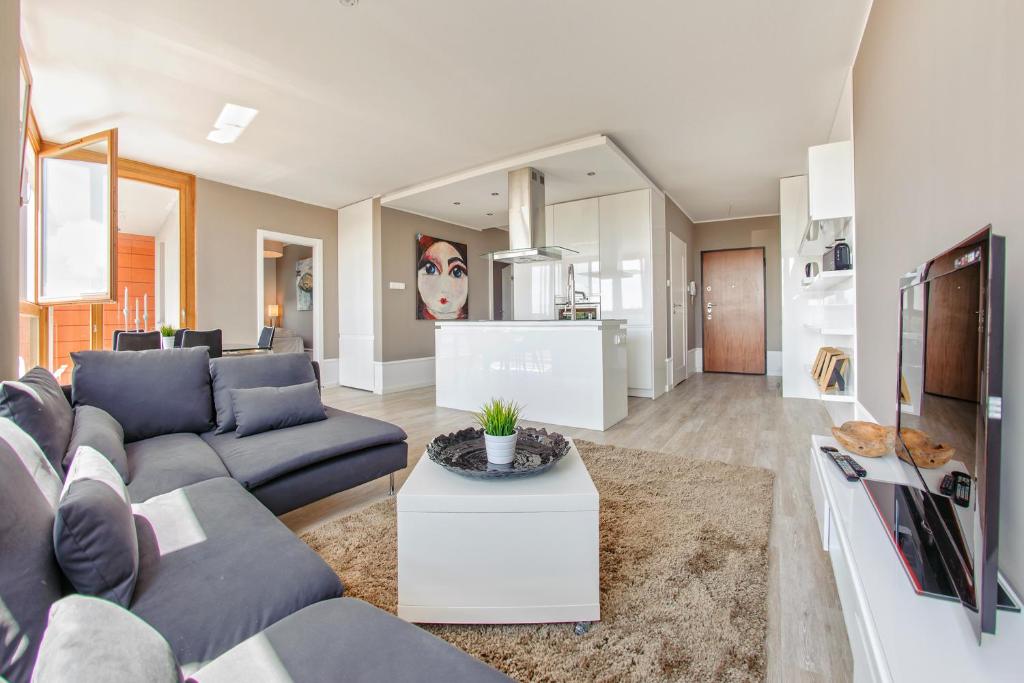 Apartamenty Sun & Snow Aura - Three-Bedroom Apartment